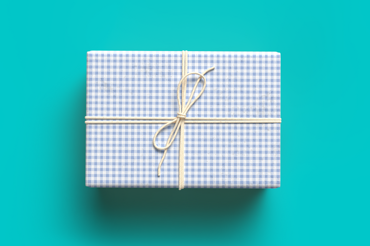 Blue and White Gingham Wrapping Paper Sheets